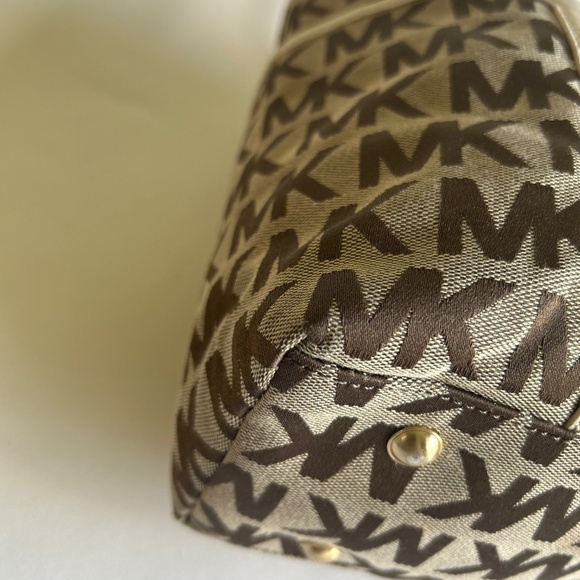 Michael Kors Brown Beige Canvas Ivory Leather Handbag Shoulder Bag - Picture 7 of 15